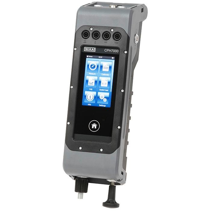 WIKA hand-held pressure calibrator